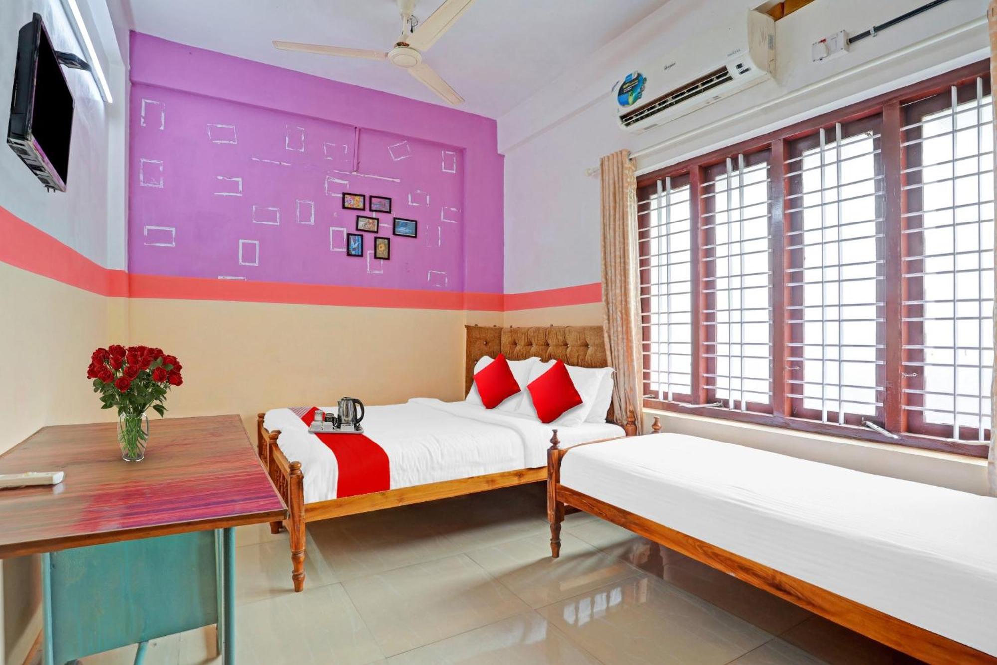 Spot On The New View Regency Hotel Thiruvananthapuram Ngoại thất bức ảnh