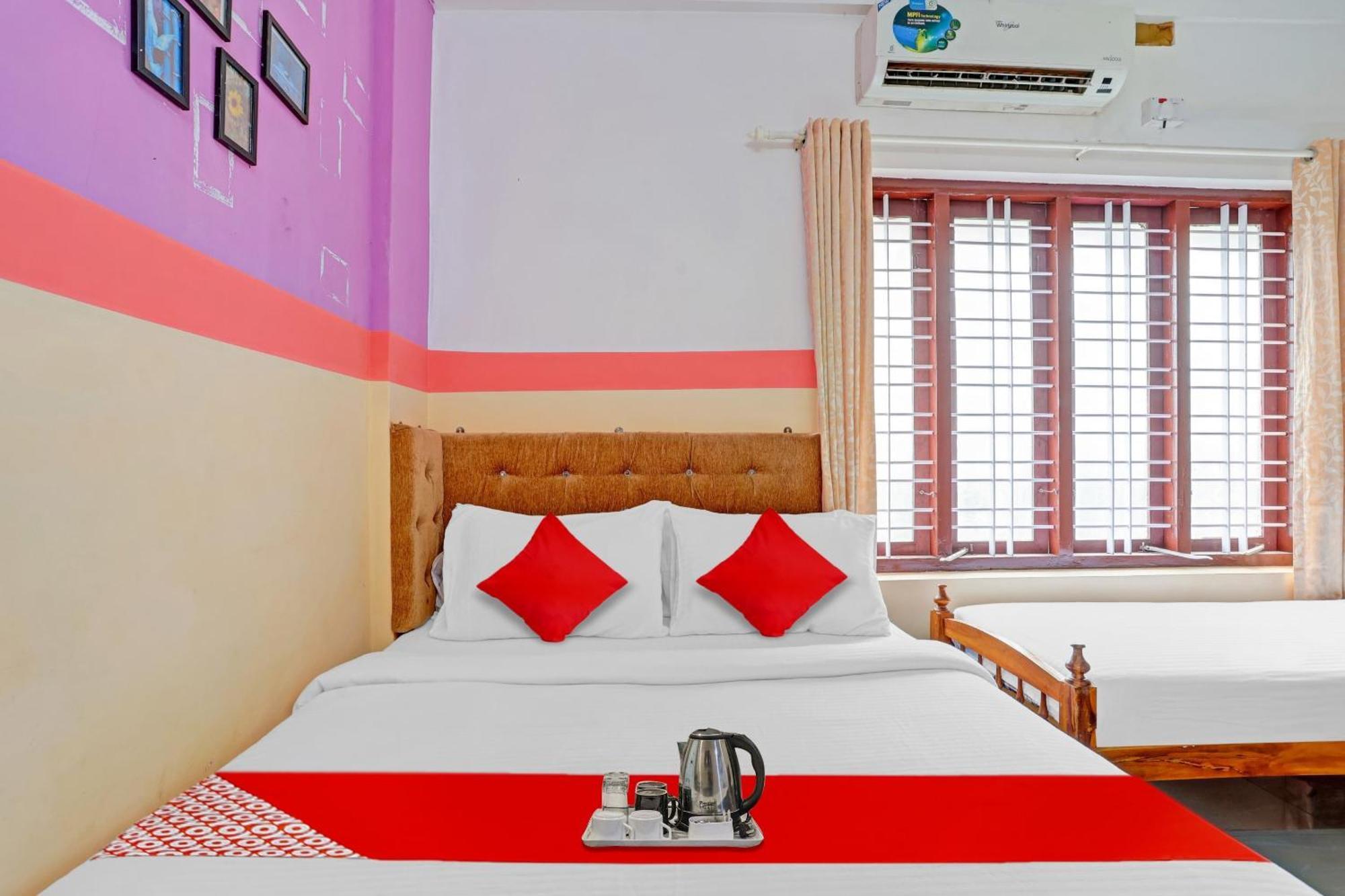 Spot On The New View Regency Hotel Thiruvananthapuram Ngoại thất bức ảnh